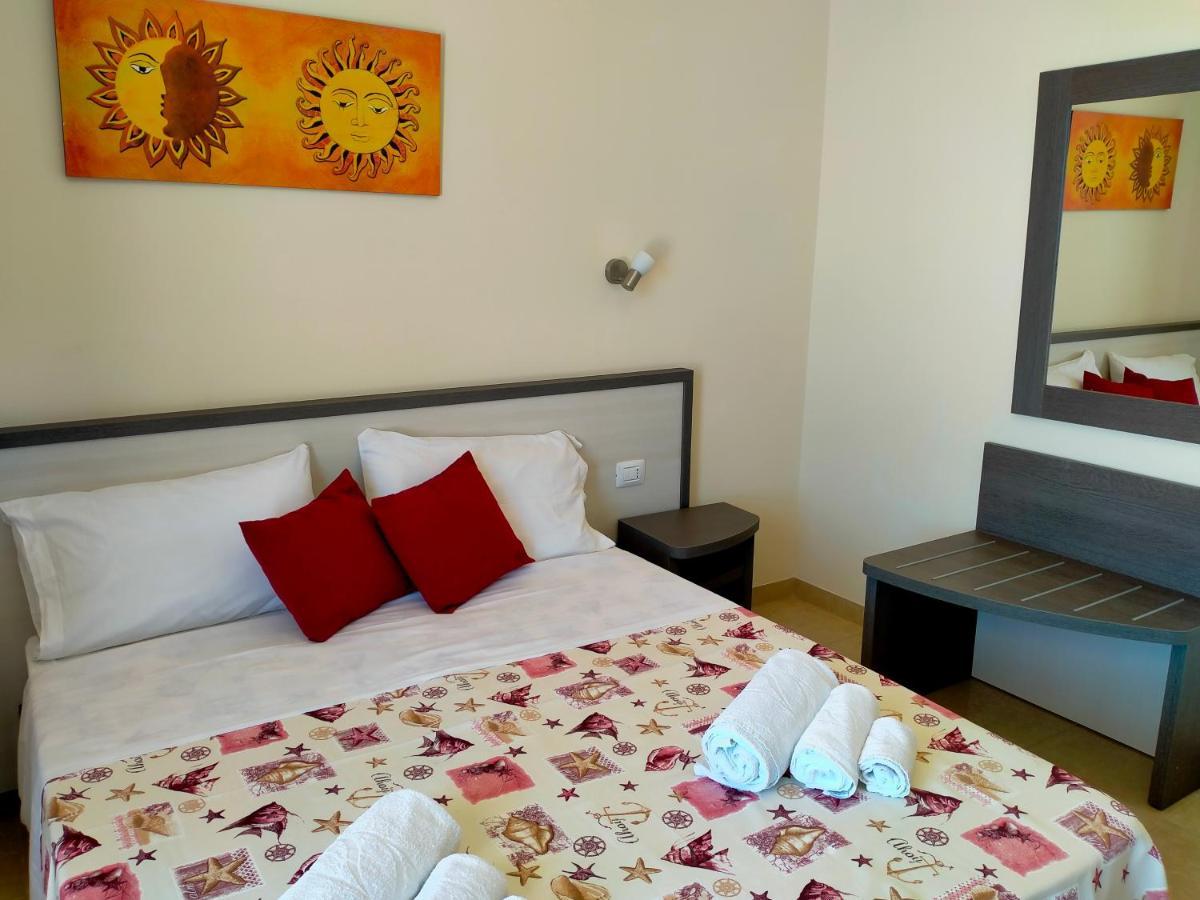 B&B Hotel Helios Уджано-ла-Кьеза Экстерьер фото