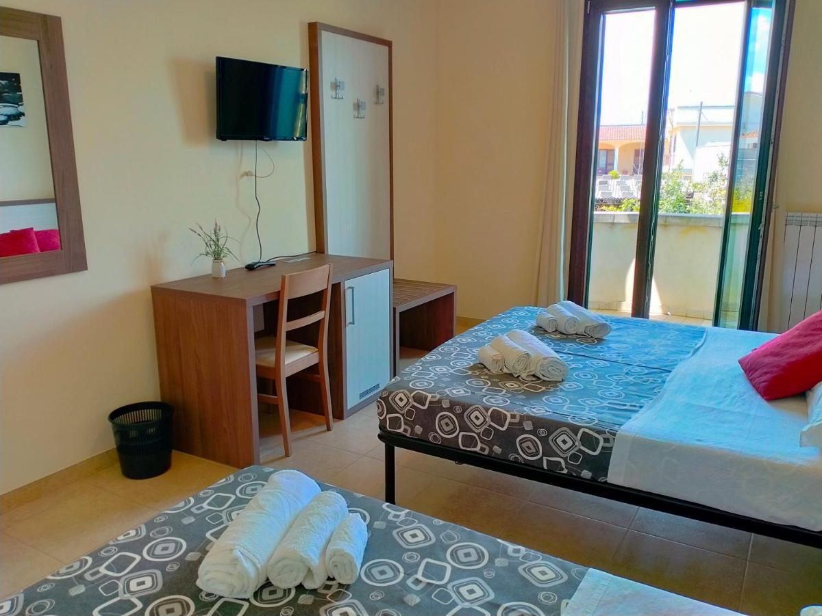 B&B Hotel Helios Уджано-ла-Кьеза Экстерьер фото